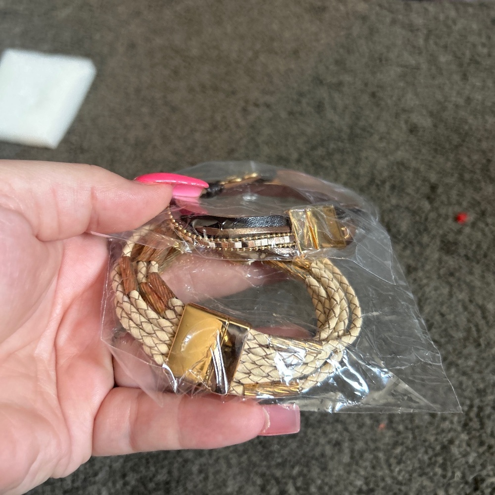 bracelet